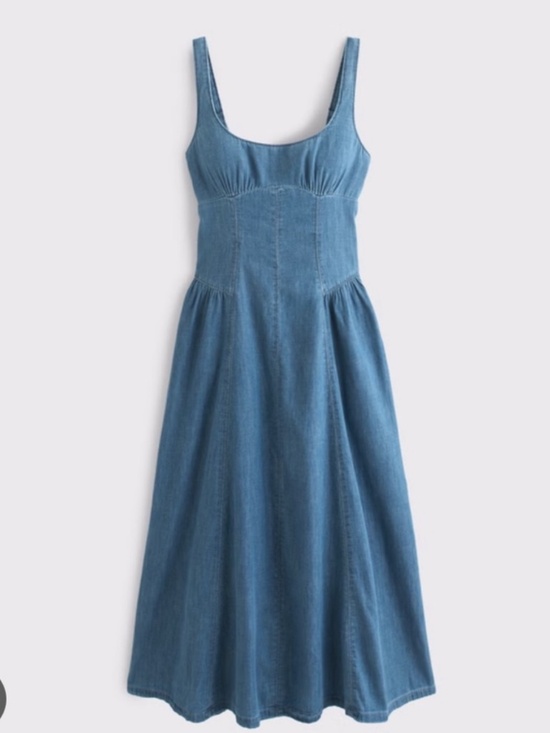Abercrombie & Fitch Dresses & Skirts - Abercrombie & fitch bra free Dylan midi chambray dress